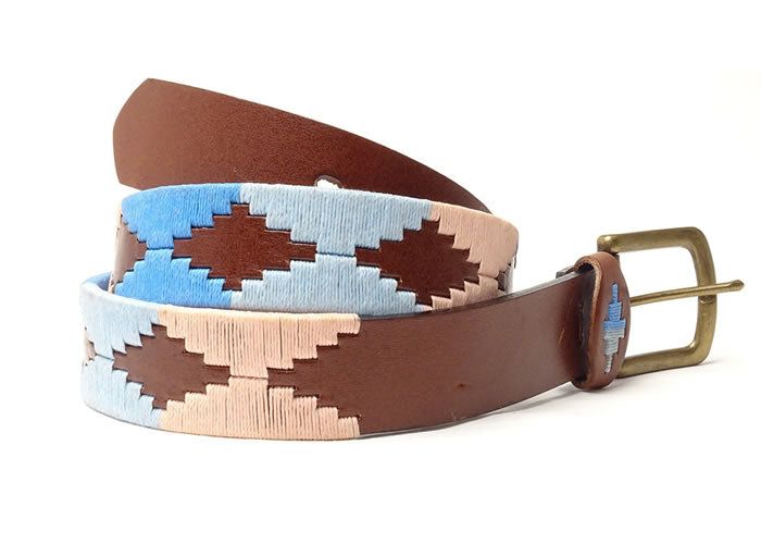 Lady polo embroidered belt.