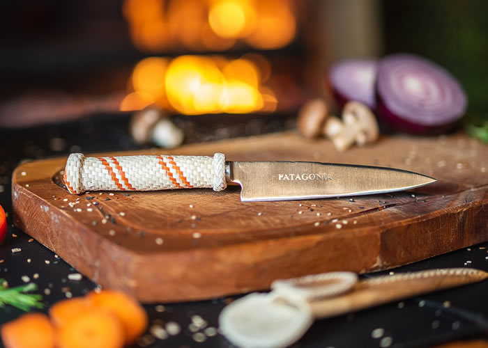 Honeycomb’ hand woven knife.
