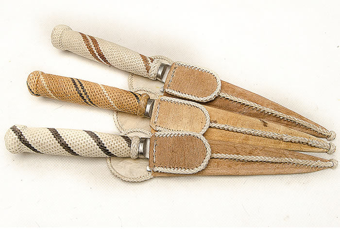 Honeycomb’ hand woven knife.