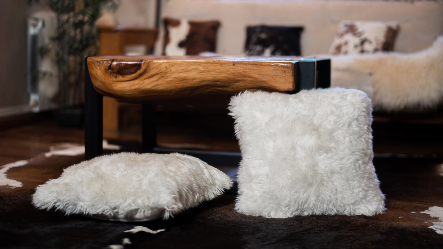 Sheepskin cushion. ALM 02