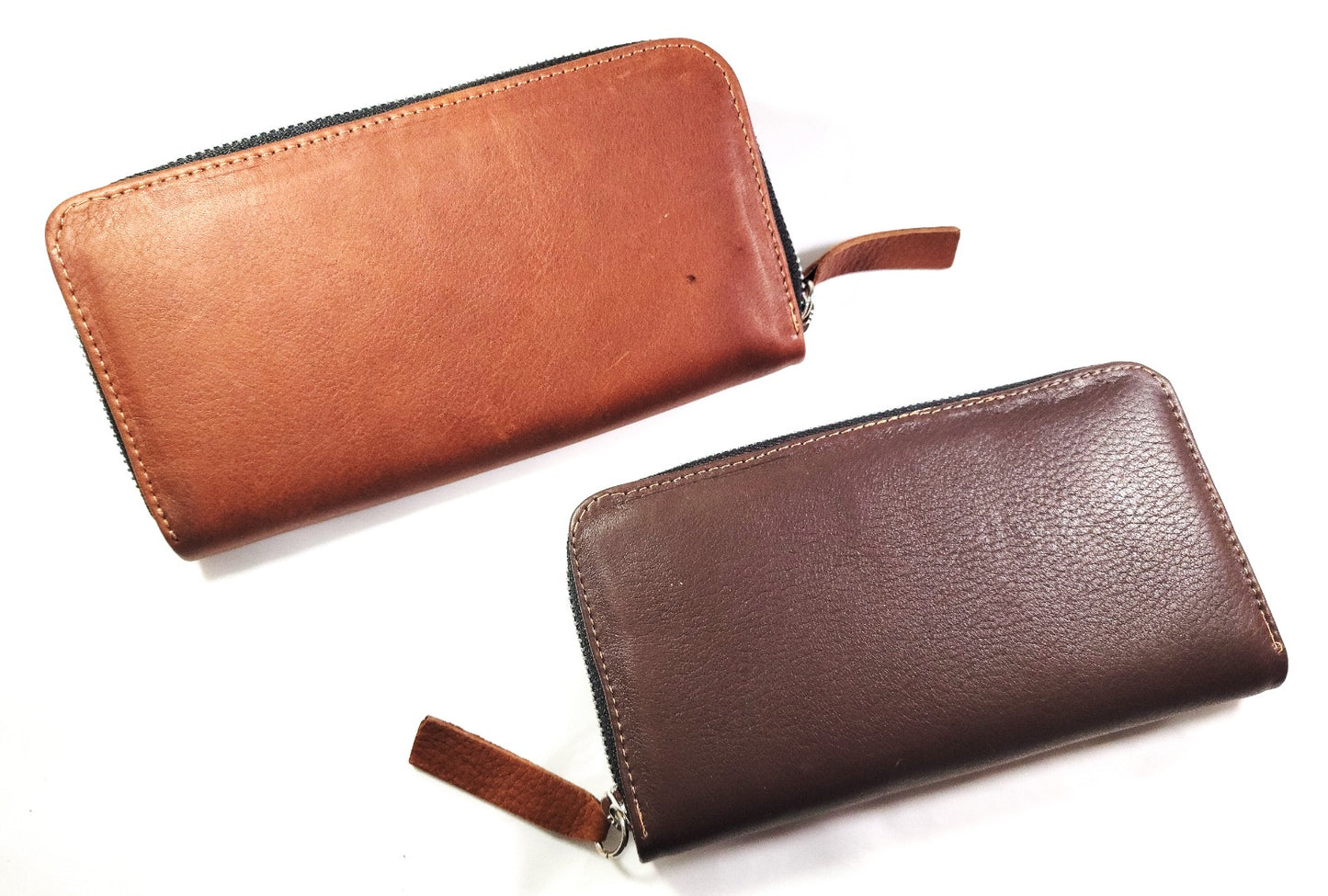 Wristlet wallet leather.