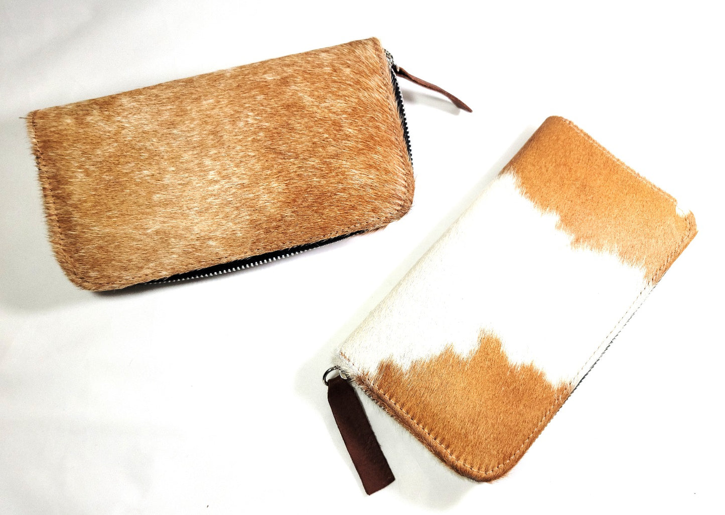 Wristlet wallet cowhide.