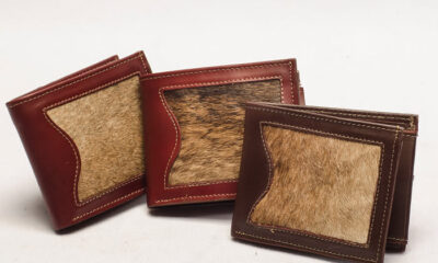 Men’s “Cowhide” wallet with double card slot and window ID section.